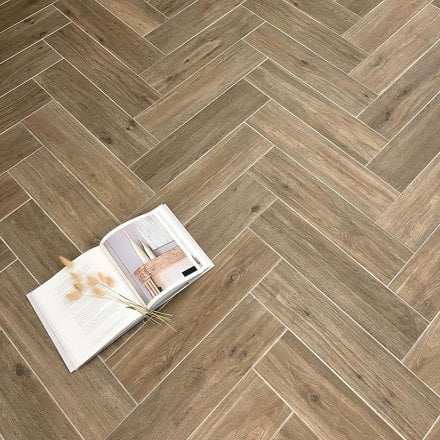 Cordoba - Taupe Herringbone Porcelain Tile 605 x 155mm