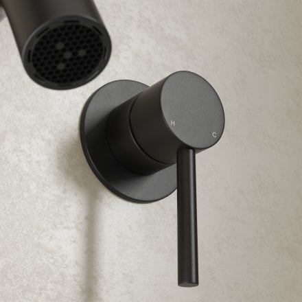 Faro Wall Mounted Bath Mixer Tap