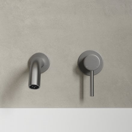 Faro Wall Mounted Bath Mixer Tap