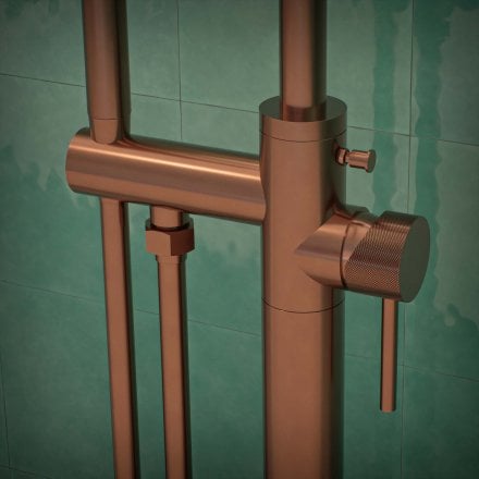 Voss Knurled Freestanding Bath Shower Mixer Tap