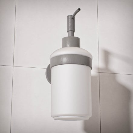 Voss Knurled Wall Mounted Soap Dispenser and Holder