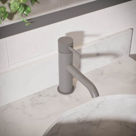 Voss Knurled Single Lever Basin Tap